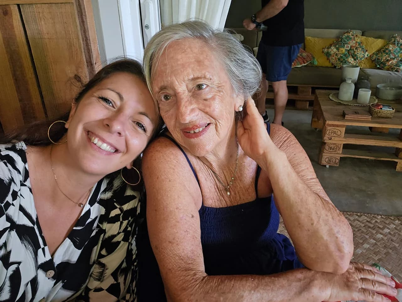 Anaïs avec une rencontre précieuse à l'île Maurice